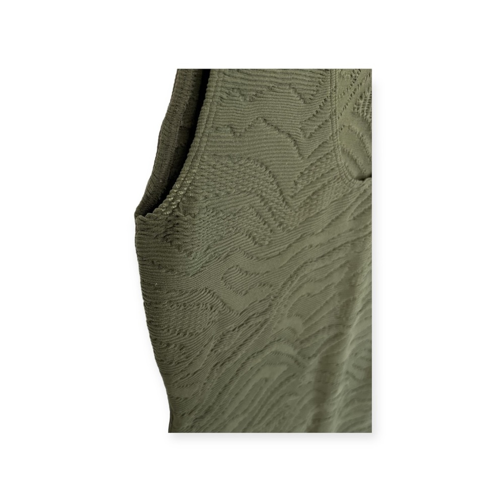 WOLFORD Textured Bodycon Dress - Picture 7 of 8